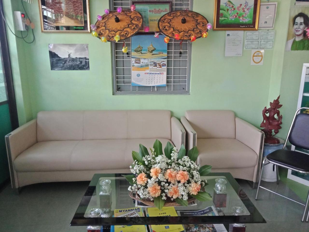 Nay Chi Lin Hotel Pathein Bagian luar foto