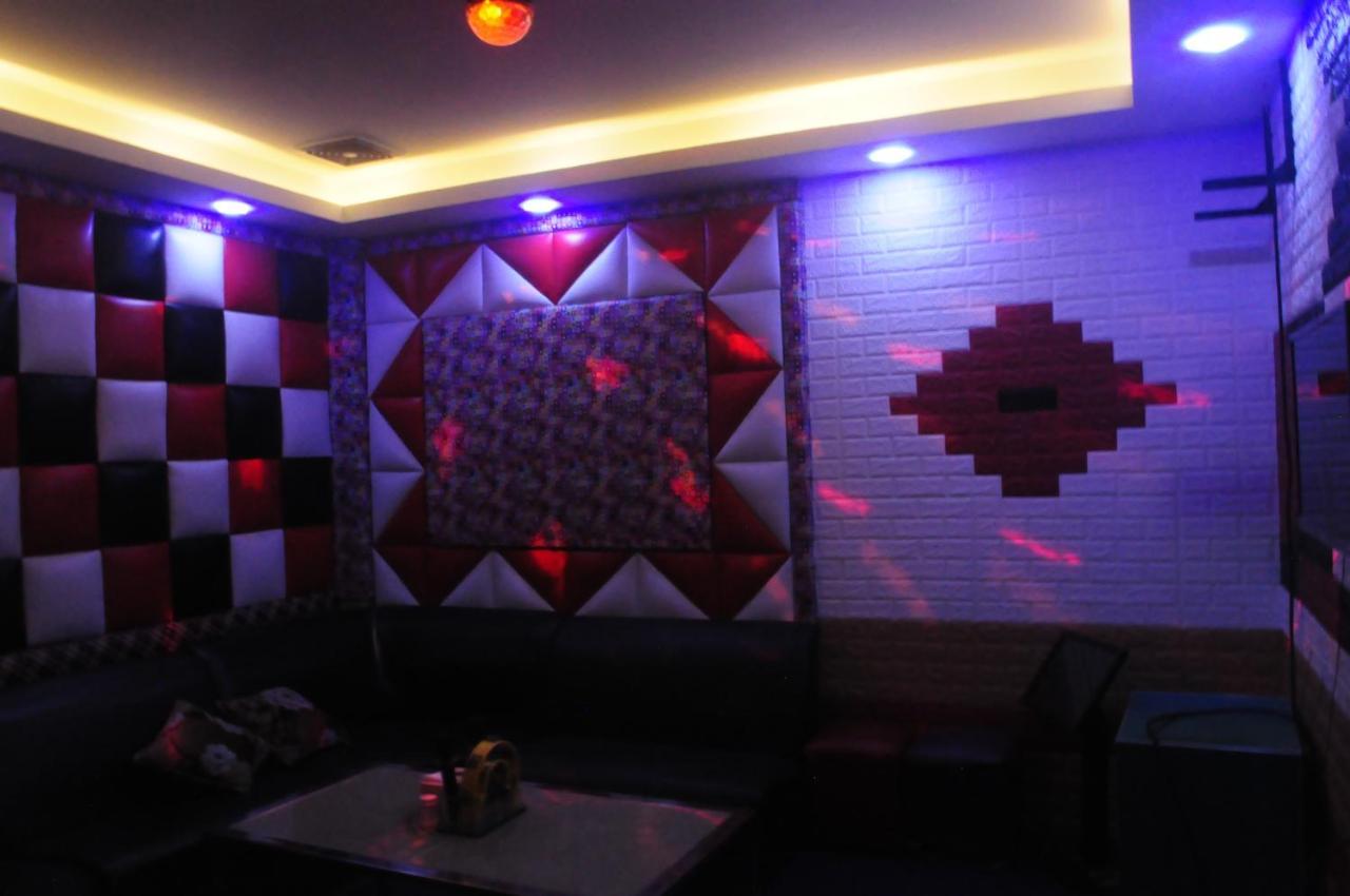 Nay Chi Lin Hotel Pathein Bagian luar foto